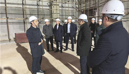 市委常委、組織部部長(zhǎng)、黨校校長(zhǎng)張鵬飛深入興學(xué)商務(wù)中心項(xiàng)目、遂星實(shí)業(yè)公司調(diào)研